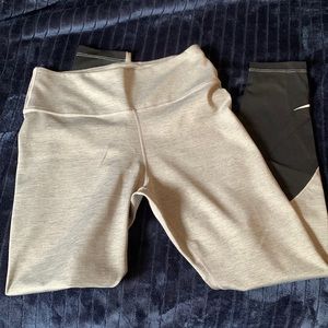 Gray Nike dri-fit leggings